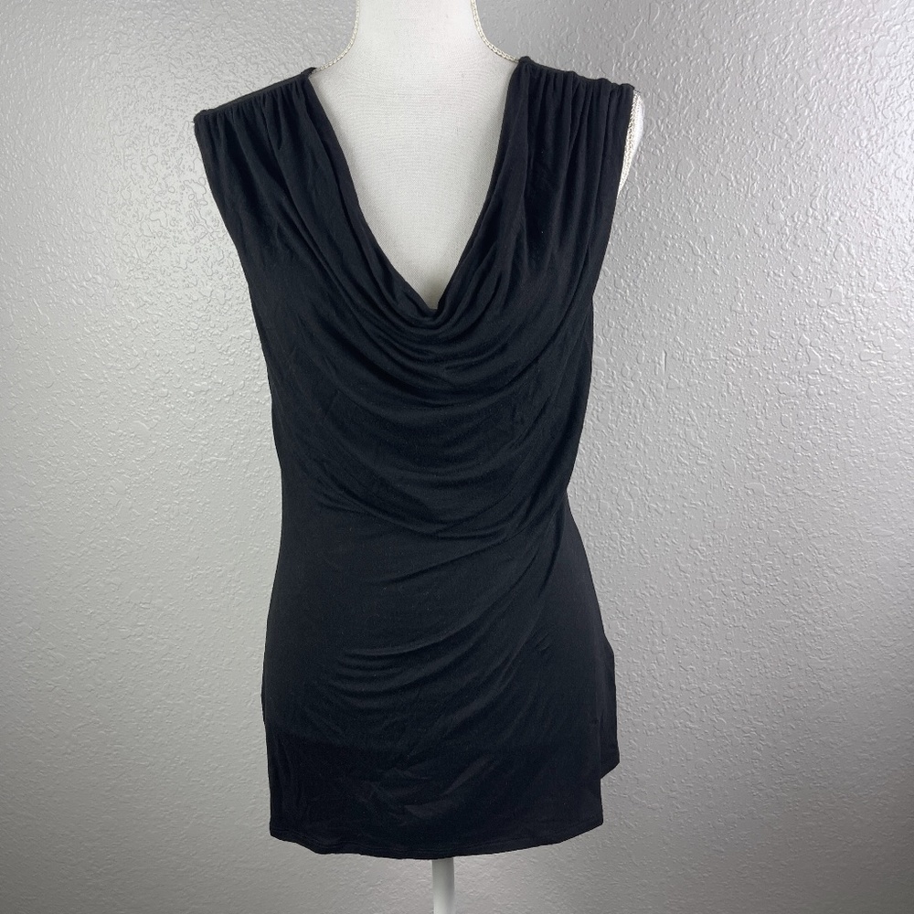 Pretty Basic Black‎ top with ruching